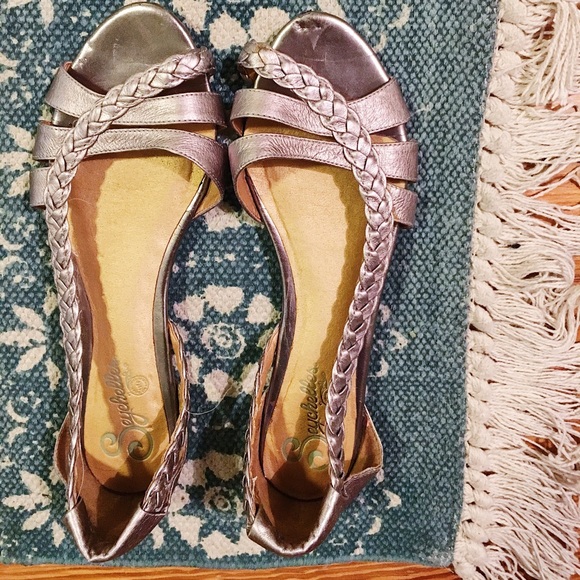 Shoes - Seychelles Bronze D’Orsay Flats